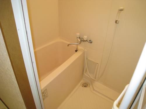 バス・シャワールーム　同物件別室写真