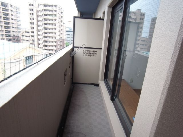 バルコニー　同物件別室写真