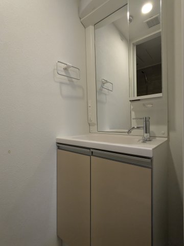 洗面設備　洗面所です