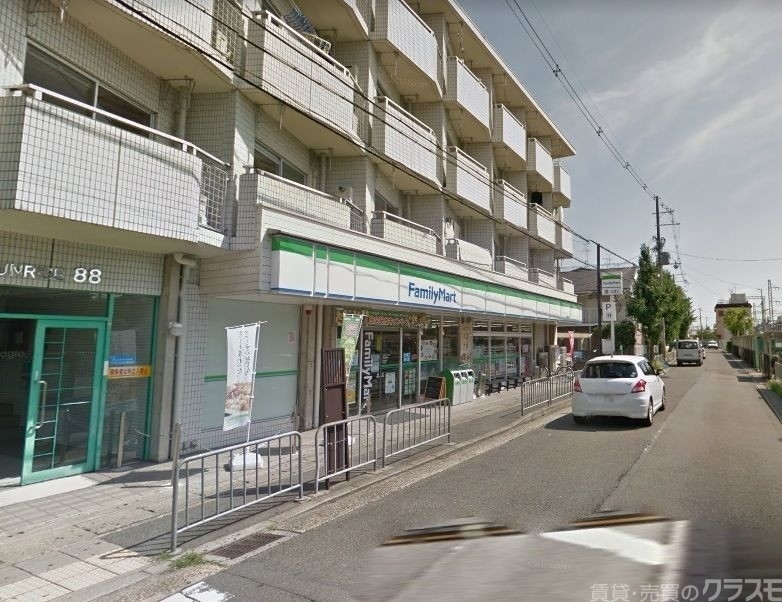 コンビニ　ファミリーマート竹田駅前店（コンビニ）まで428m