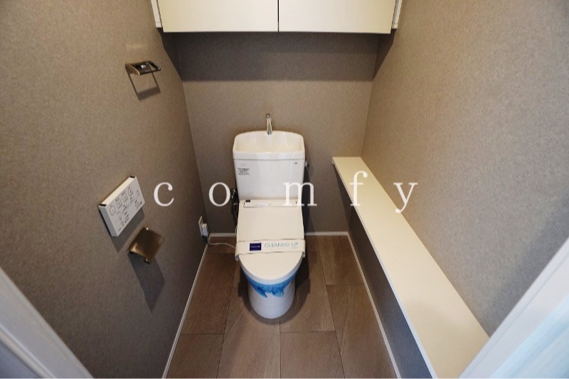 トイレ　ウォシュレット完備