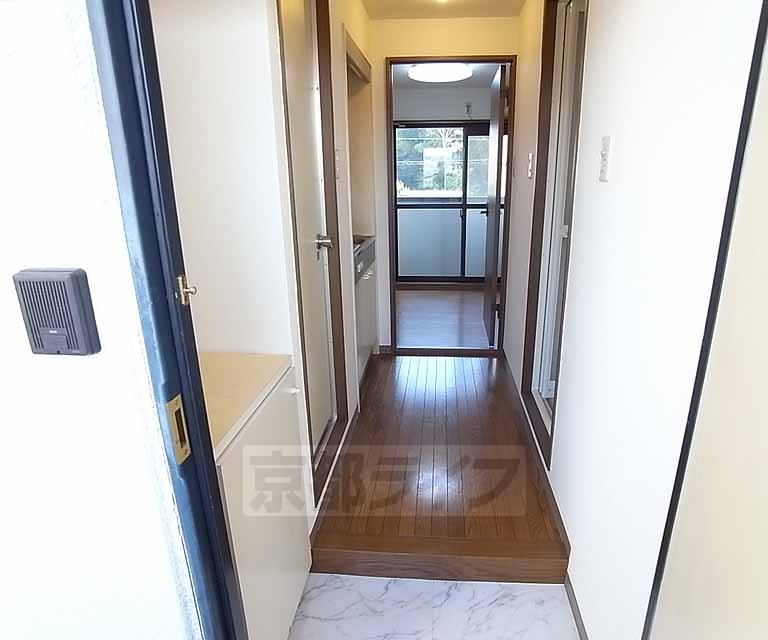 その他部屋・スペース　きれいな廊下です。