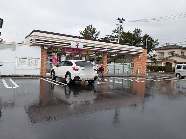 コンビニ　セブンイレブン　浜松店（コンビニ）まで700m