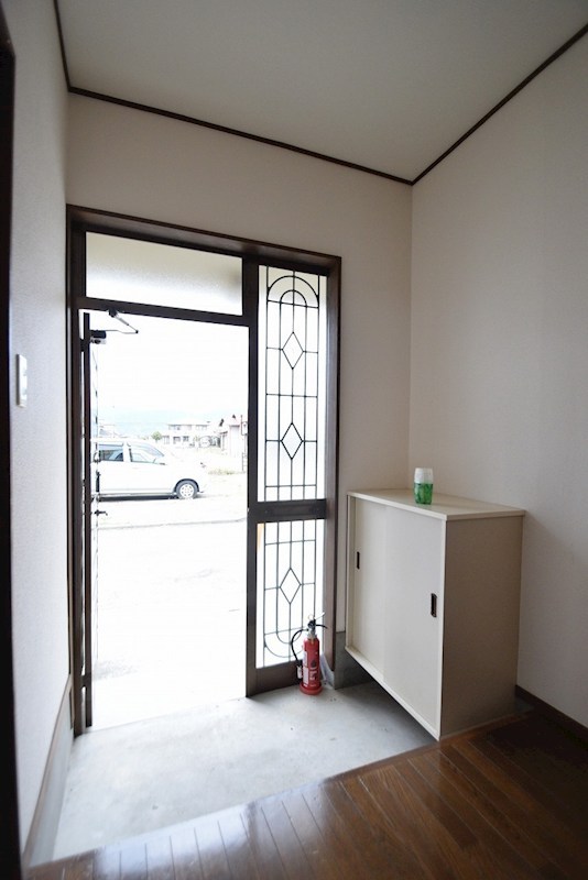 玄関　現況優先