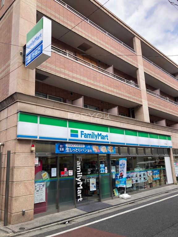 コンビニ　ファミリーマート太子堂店（コンビニ）まで168m