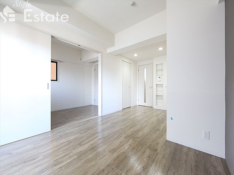 居室・リビング　内装