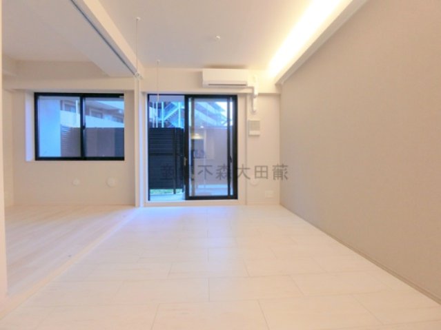 居室・リビング　LDK11帖　カウンターキッチンのリビングダイニングキッチン