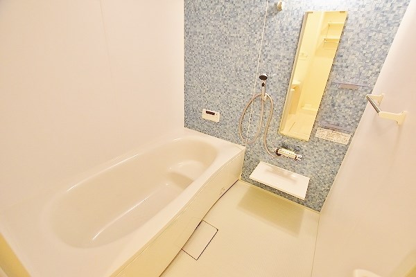 バス・シャワールーム　★追い焚き機能＆浴室乾燥付き浴室★