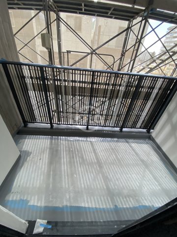 バルコニー　THE MUSIC COURT