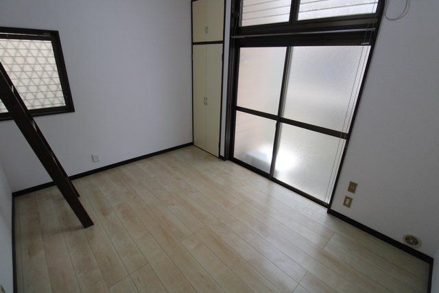 居室・リビング　別部屋参考写真