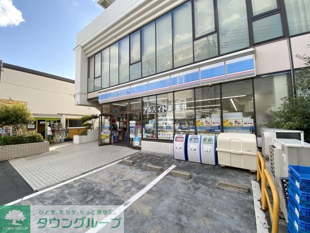コンビニ　ローソン国府台駅前店（コンビニ）まで110m