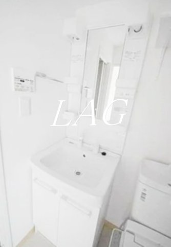 洗面設備　独立洗面台です。