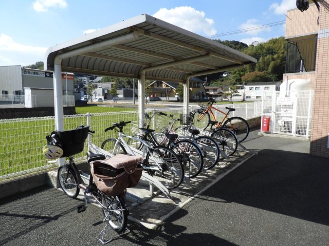 その他共有部分　駐輪場もあります。