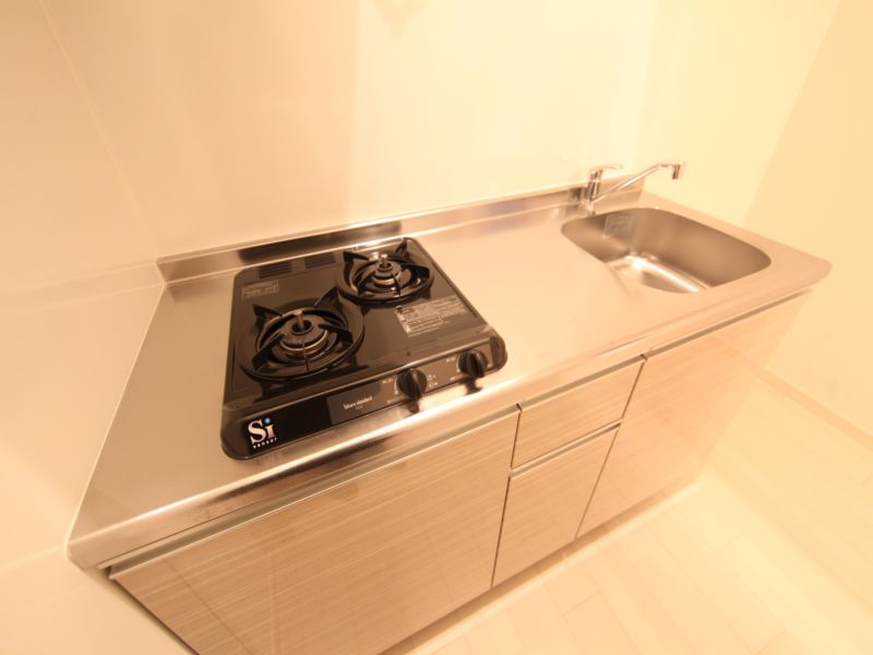 キッチン　同型タイプ　システムキッチン　ガス２口