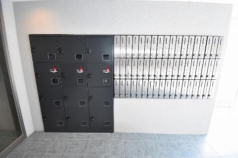 ロビー　外観写真（昼）