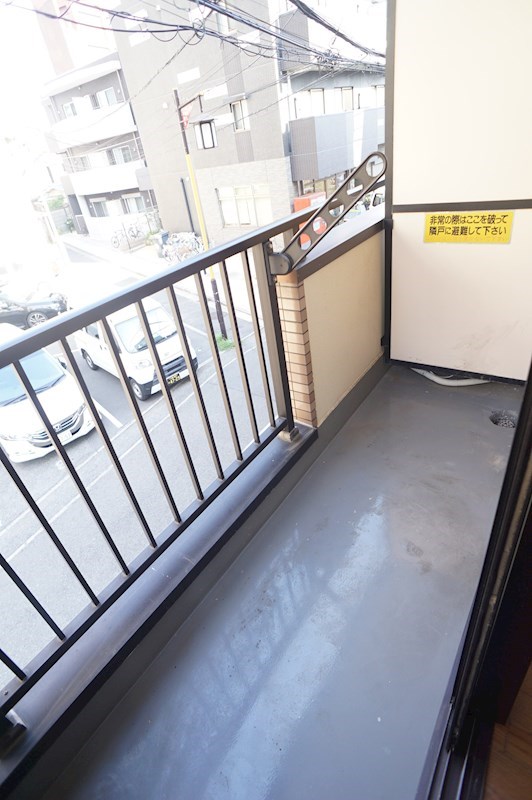バルコニー　洗濯機置き場ベランダ