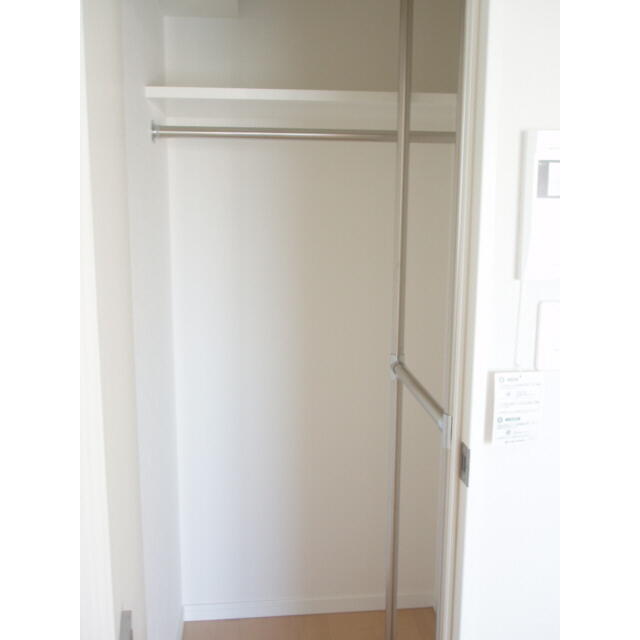 収納　ウォークインクローゼット