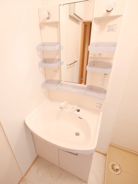 洗面設備　★洗面台の様子★