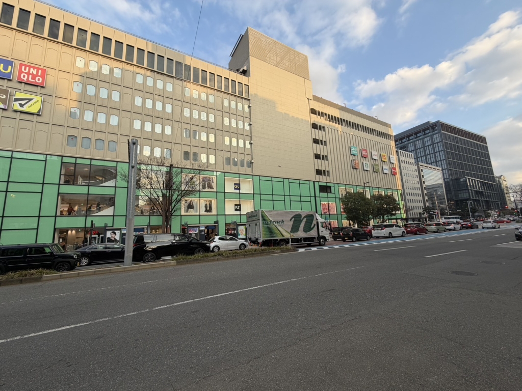 ショッピングセンター　ミーナ天神（ショッピングセンター）まで1225m