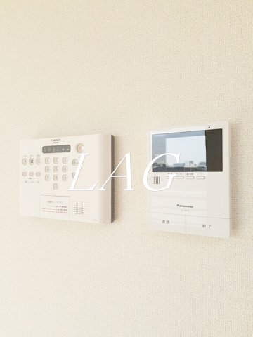 セキュリティ　モニター付きインターホンです。