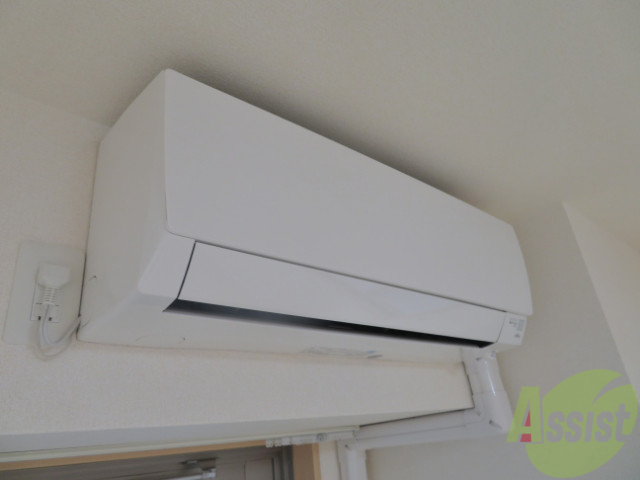 その他設備　初めからエアコンが付いているので入居のその日から快適ですね