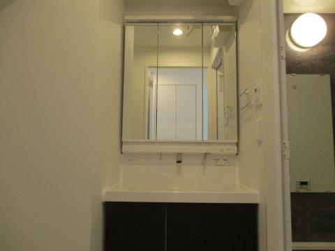 洗面設備　洗髪洗面化粧台