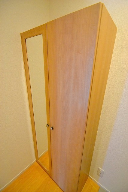 玄関　玄関（下駄箱）