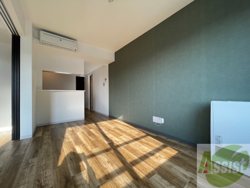 居室・リビング　広くてキレイなお部屋が広がっていて、充実した生活が送れそう。