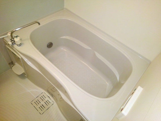 バス・シャワールーム　お風呂で日々の疲れを落としましょう