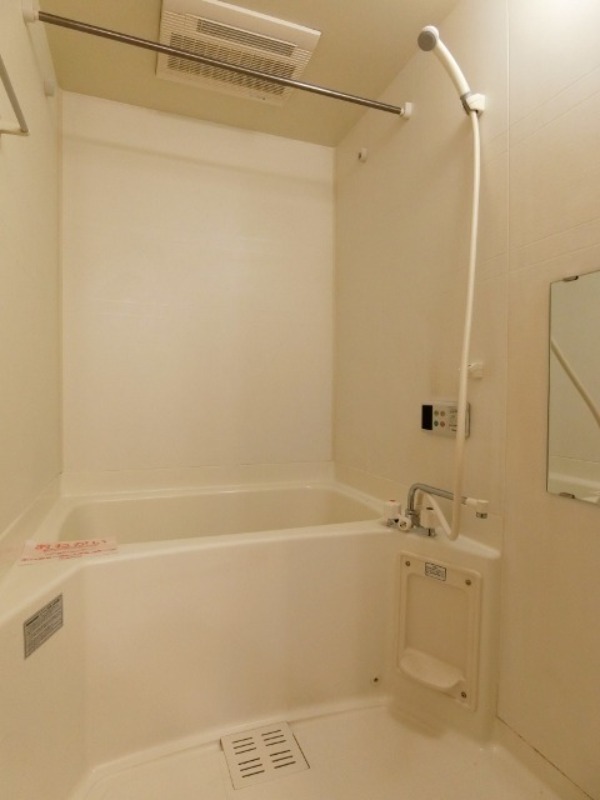 バス・シャワールーム　図面と現状に相違がある場合には現状を優先