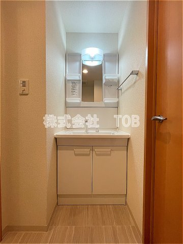 洗面設備　シャンプードレッサー