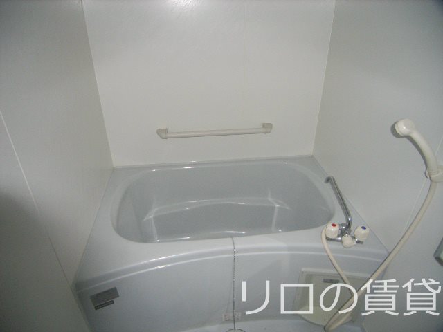 バス・シャワールーム　別号室イメージ