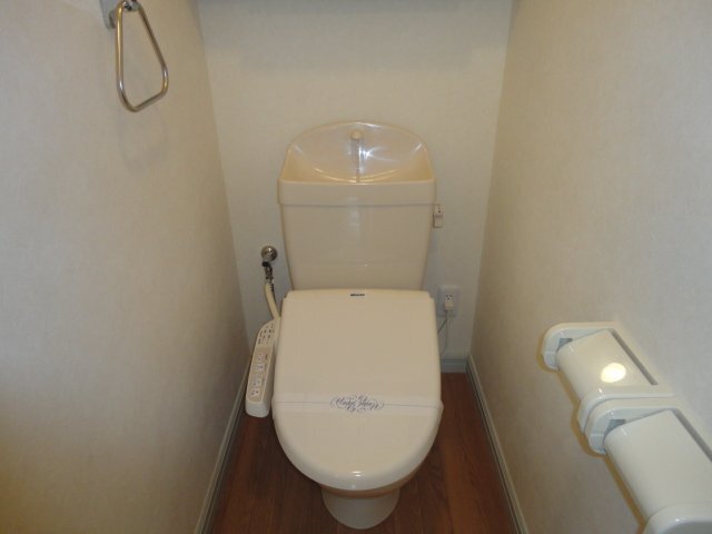 トイレ　シャワー付トイレ