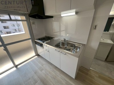 キッチン　ガスコンロ付きのシステムキッチン♪