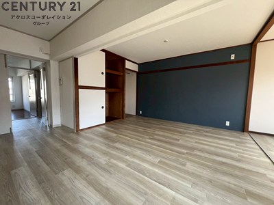 居室・リビング　日当たり良好な15.6帖の広々としたLDKです！