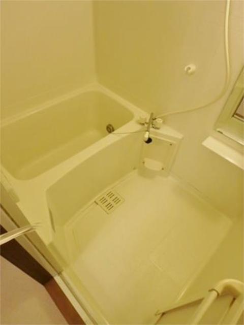 バス・シャワールーム　追い焚き機能付で快適バスタイム