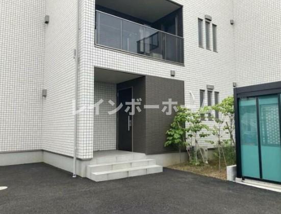 エントランス　毎日通るエントランスはこのようになっています