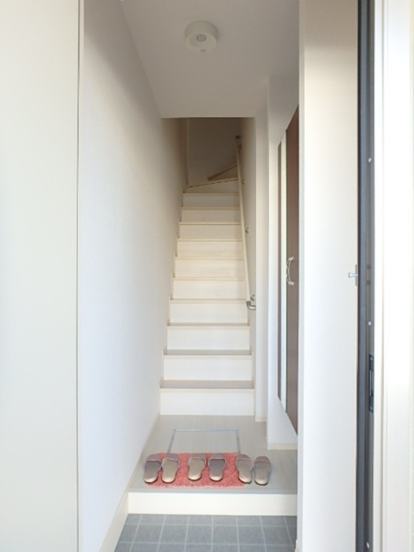 玄関　図面と現状に相違がある場合には現状を優先