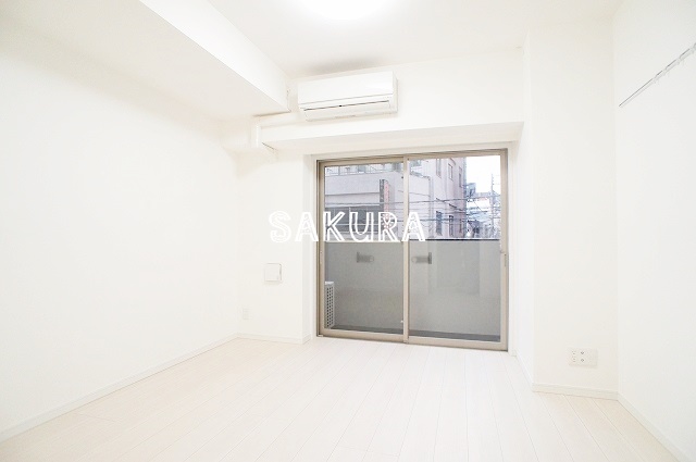 居室・リビング　開放感のある室内♪