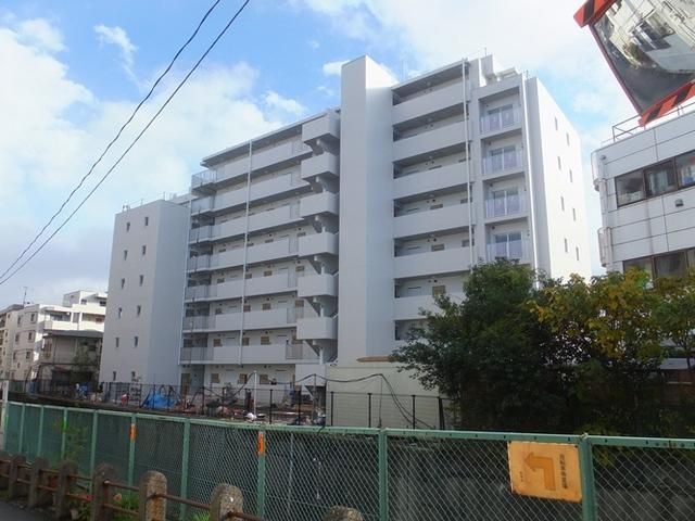建物外観　パスモ対応オートロック