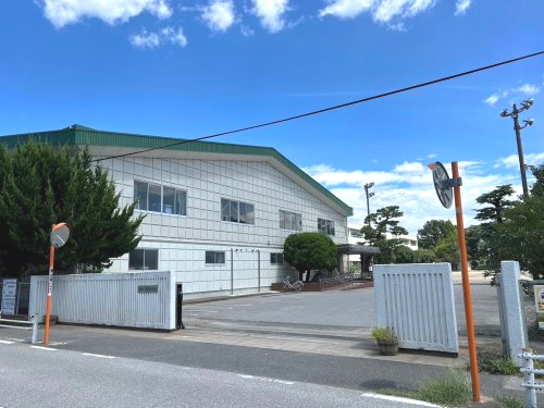 中学校　陽南中学校（中学校）まで679m