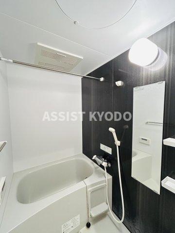 バス・シャワールーム　同タイプ別号室の参考写真です