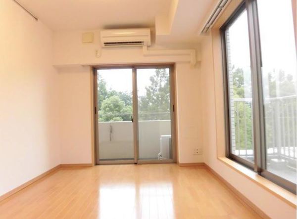 居室・リビング　※別部屋参考画像