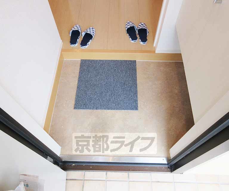 玄関　段差が少ない