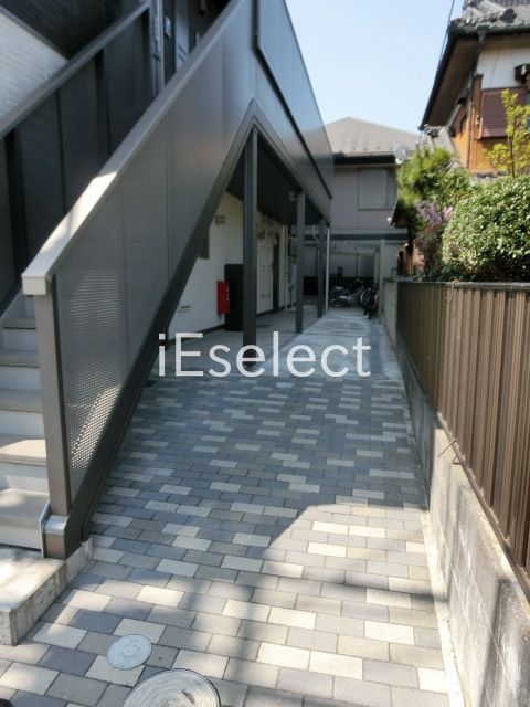 エントランス　お部屋へはこちらから
