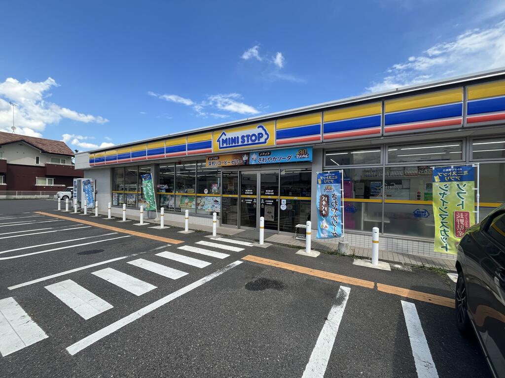 コンビニ　ミニストップ白河西大沼店（コンビニ）まで891m