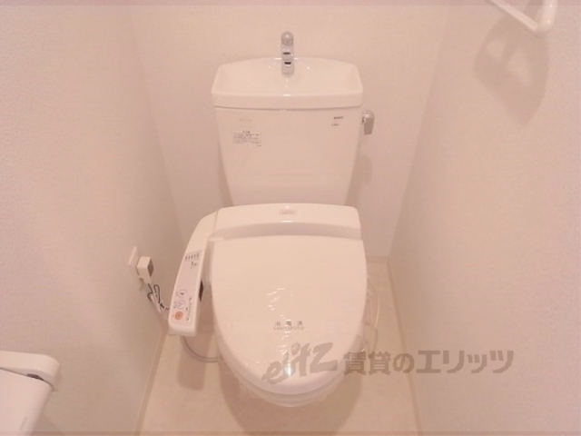トイレ　洗浄機能付き