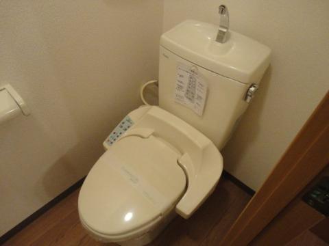 トイレ　トイレ