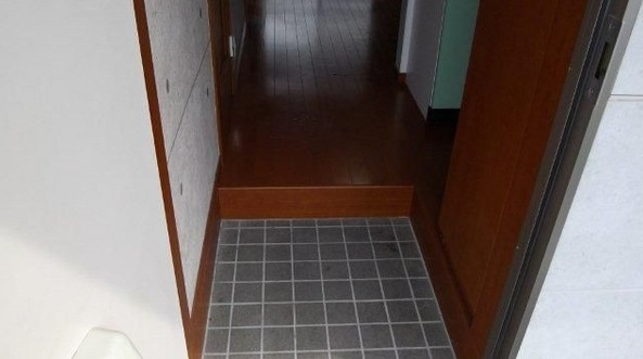 玄関　シンプルで使いやすい玄関です
