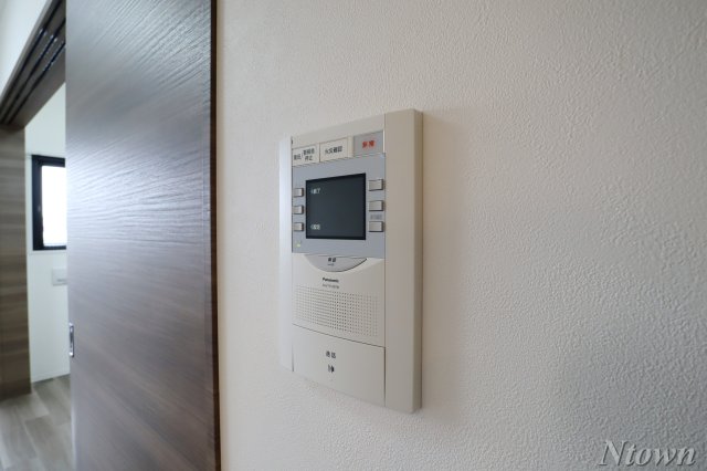 セキュリティ　モニター付きインターホンです